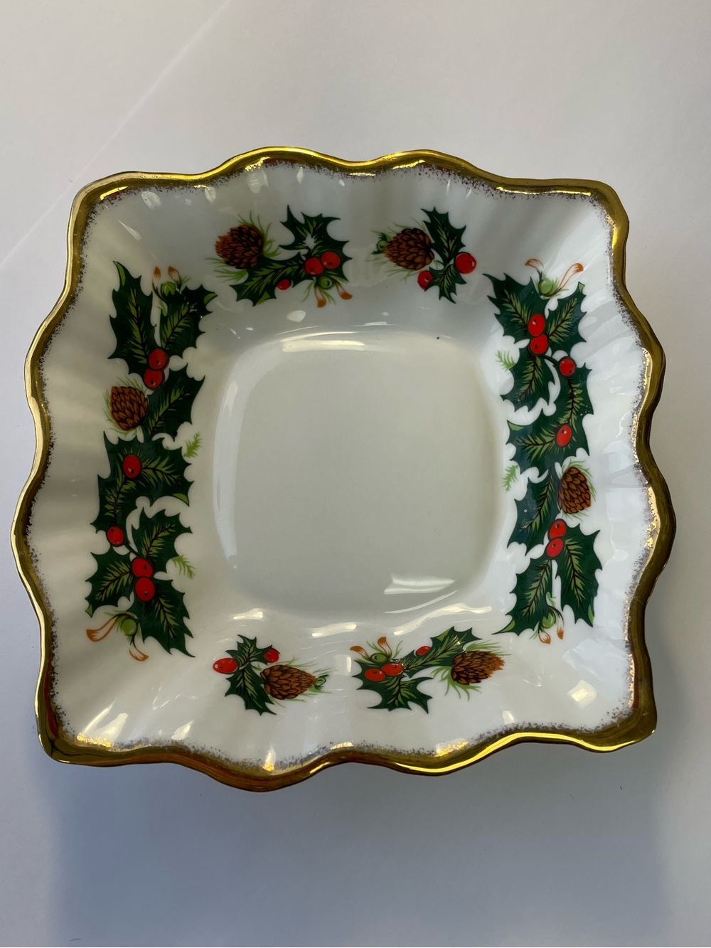 Queens’s Yuletide - Festive Holly & Pinecone Holiday Candy Bowl with Gold Trim